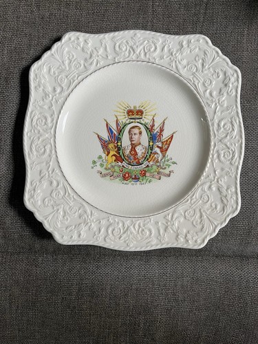 Royal winton pottery king - winton,