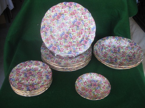 Beautiful set of - 18, pc