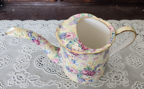 Vintage royal winton - royal,
