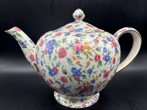 Vintage royal winton chintz - royal,